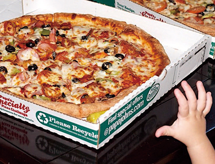 라스즐로 핸예츠가 1만 비트코인으로 거래한 피자 2판(자료: Bitcointalk)