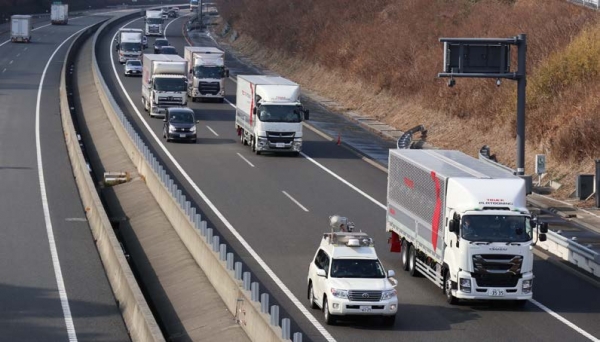 다임러트럭은 유럽과 미국에 이어 아시아 브랜드인 FUSO와 함께 일본에서 1월 23일부터 2월 1일까지 플래투닝 시험 운행을 실시했다. (자료: 다임러트럭)