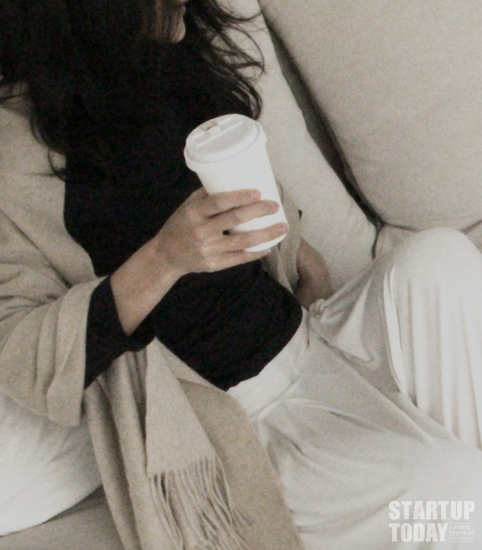 시온드에서 선보인 의류. (출처: 블루포인트파트너스)