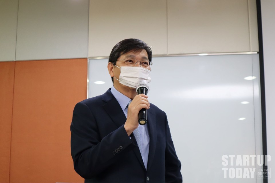 김규옥 한국M&A협회장이 20일 오전 서울 강남구 카이트타워에서 열린 제365회 선명 부동산융합포럼에서 ‘스톡경제와 M&A 전략’을 주제로 강연했다.