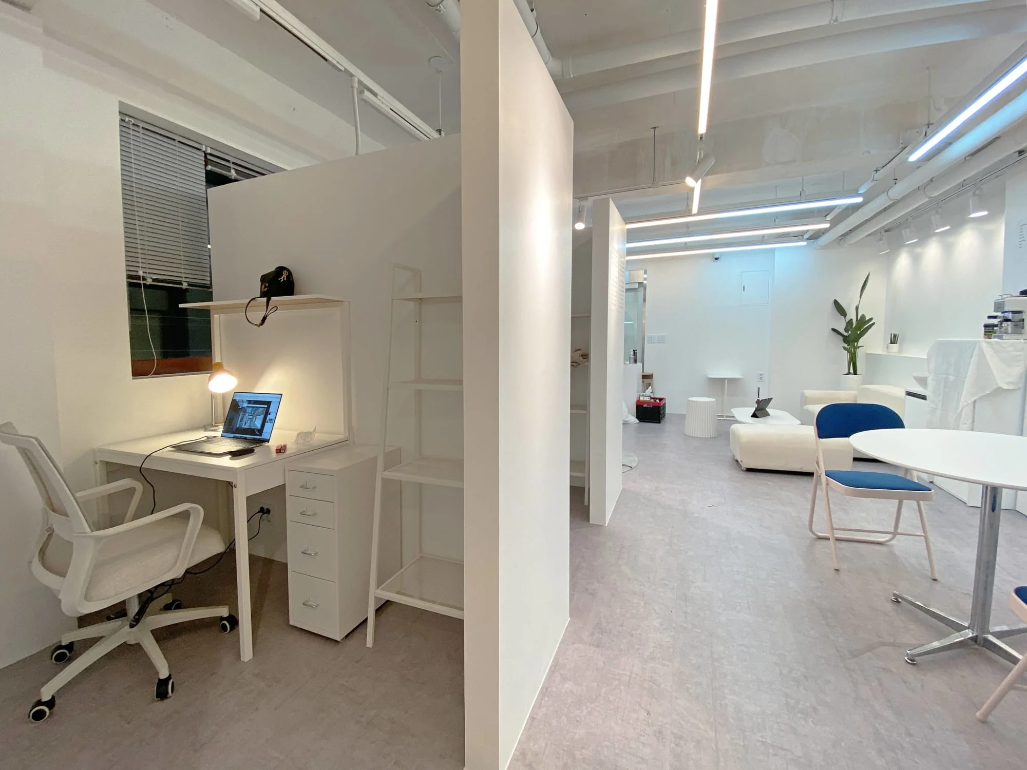 룸프렌즈에 등록된 작업실. (사진=룸프렌즈 제공)