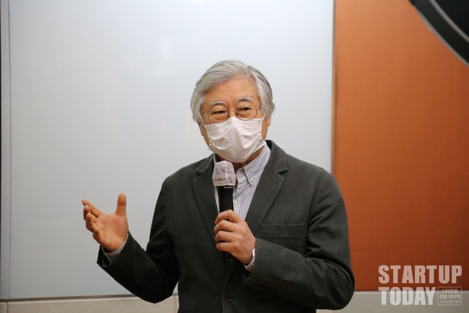 고동원 성균관대 법학대학원 교수가 8일 서울 강남구 카이트타워 14층에서 열린 제394회 선명부동산융합포럼에서 ‘가상자산 거래의 법제화’를 주제로 강연했다