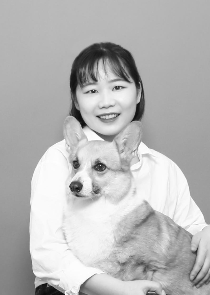 얼롱 김소연 대표와 반려견(사진=얼롱)