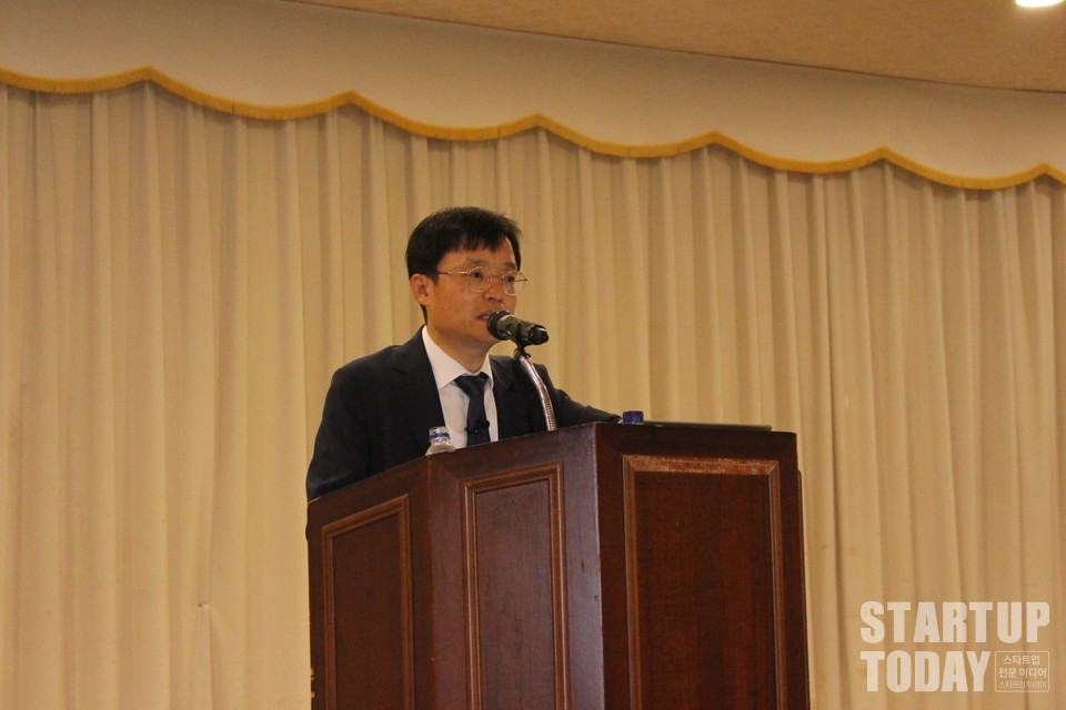김종근 법무법인 한빛 대표변호사가 16일 서울 전쟁기념관 뮤지엄웨딩홀 2층 클리스탈볼룸에서 열린 제420회 선명부동산융합포럼에서 ‘조세범처벌법2 – 조세포탈 범죄’를 주제로 강연했다