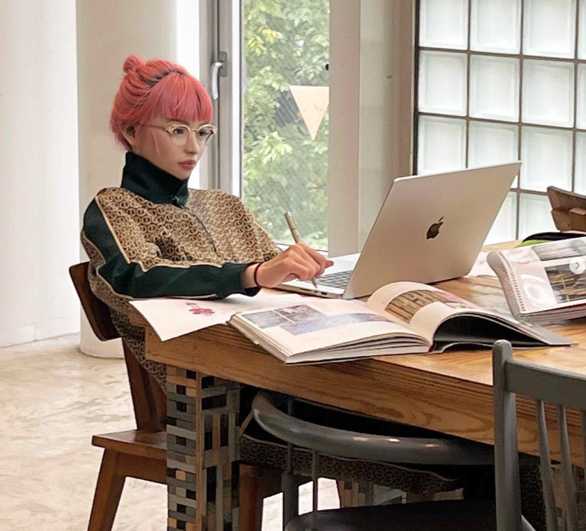 일본 3D 이미징 스타트업 아우가 지난 2019년 선보인 가상인간 ‘이마’(사진=이마 공식 인스타그램)