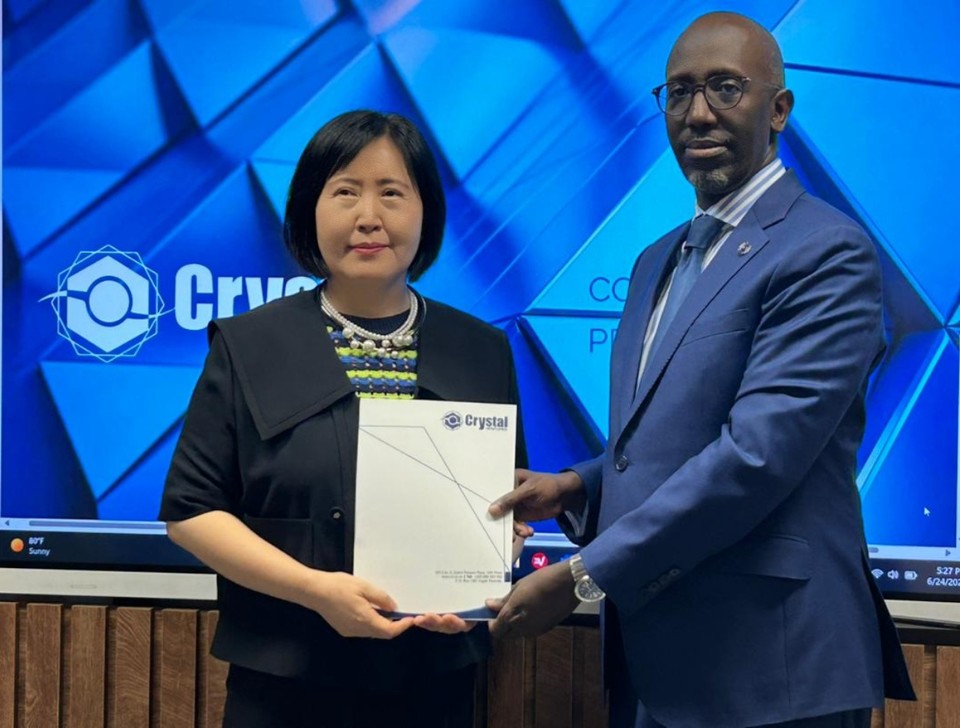 (왼쪽부터)희림 육은아 중동·아프리카사업본부장과 크리스탈벤처스 장 클로드 카라옌지 대표(사진=희림)