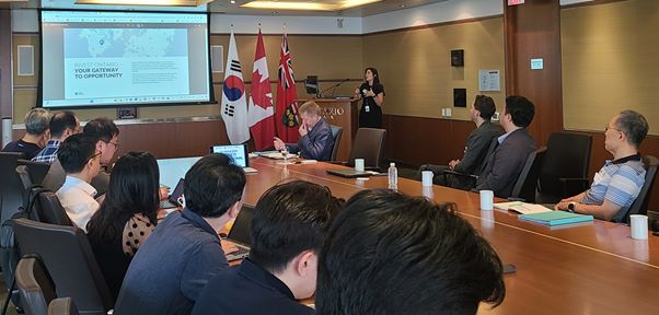 팜프로는 지난 9일 포스코인터내셔널이 캐나다 토론토에서 개최한 비즈니스 네트워킹 세미나에 참가했다(사진=팜프로)