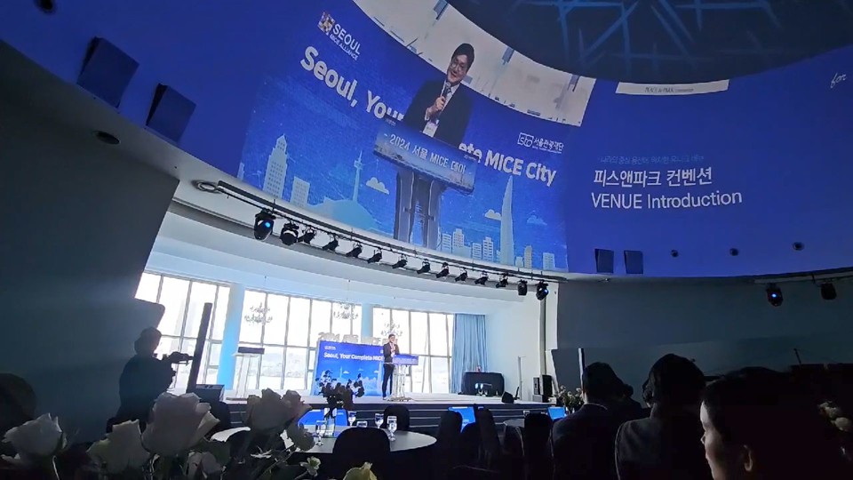 SMA 실무자 회의에서 피스앤파크를 소개하는 심선식 대표(사진=피스앤파크)