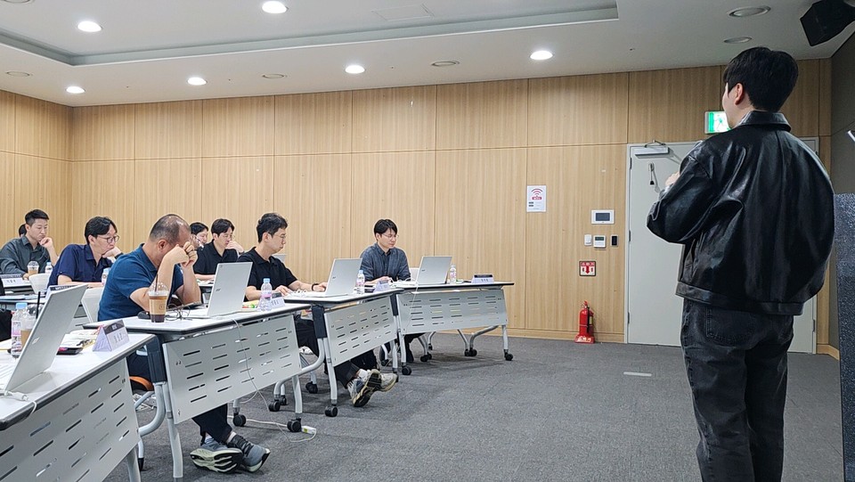 제32회 스타트업 815 IR–SEED 현장 사진(사진=경기창조경제혁신센터)